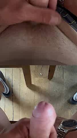 Close up of me wanking my knob