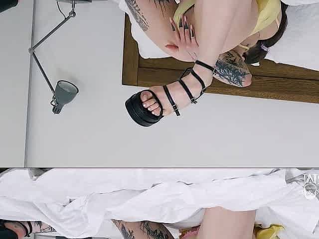 EDEN IVY Masturbates on My Couch! Intensive Solo Climax & Filthy Talk ????