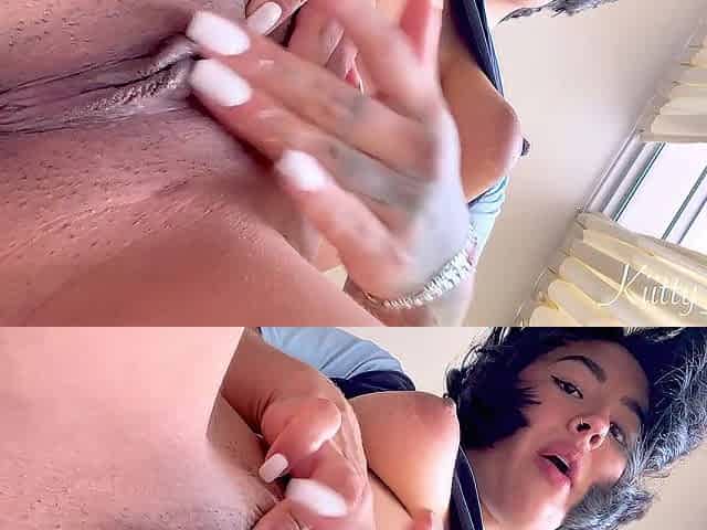 JOI:I masturbate and ask u to eat my cream (close up)