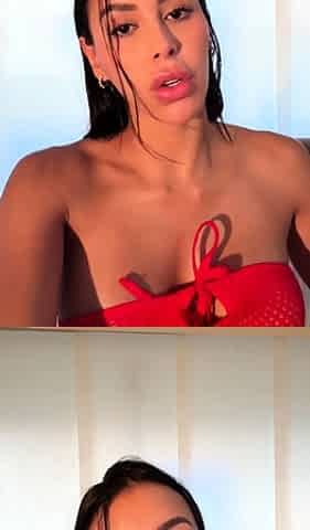 Dahyana Gaitan Pumps Her Tight Wet Pussy With A Dildo