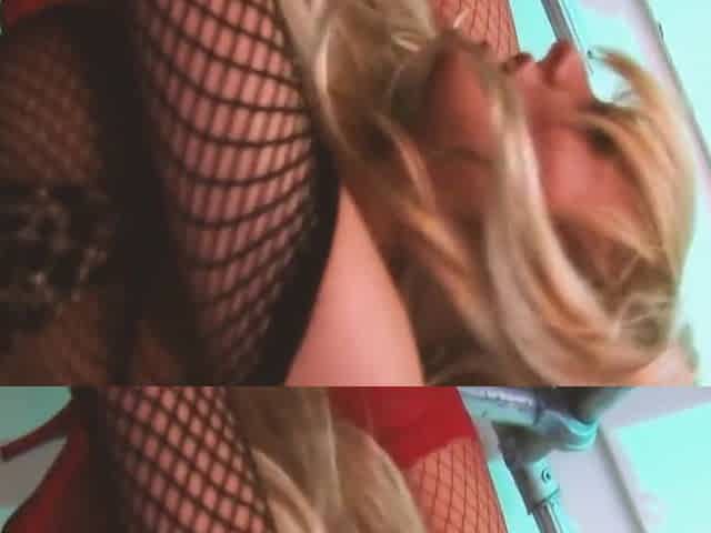 Cozy Friends 1 Blonde And Busty Black Woman Enjoy A Threesome And Facial Together - Romana Ryder