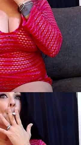 Pretty Woman Smoking