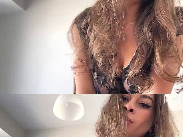 mother I'd like to fuck invites man to swallow vine and having sex