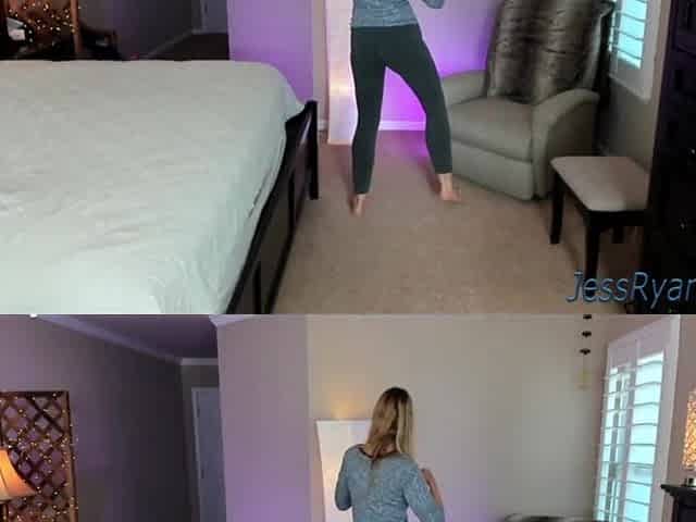 Sexy Wife Jess Ryan Masturbating and Twerking On Vibrator
