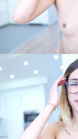 Fart Smelling Pussy Pissing Squirting Megan