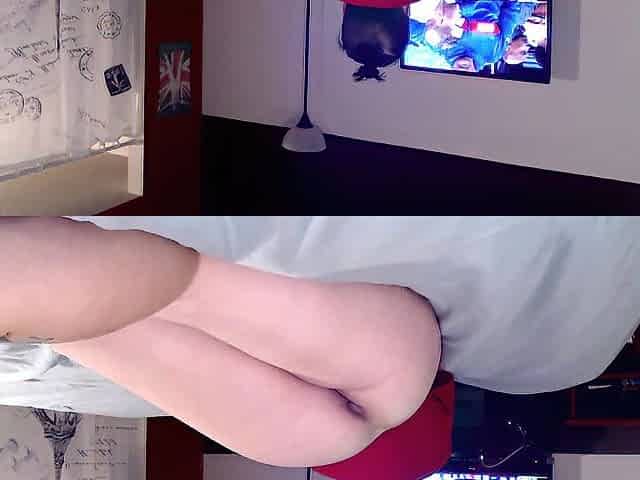 Stripped cunt whilst farting