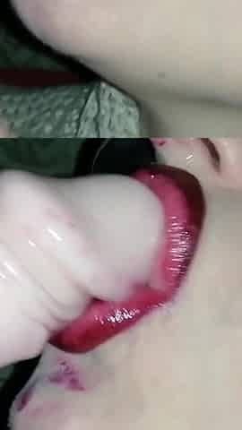 Super Pussy. Red Lips
