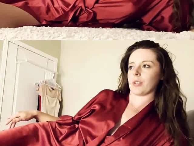 Handsfree Cumming JOI with a Kinky Brunette