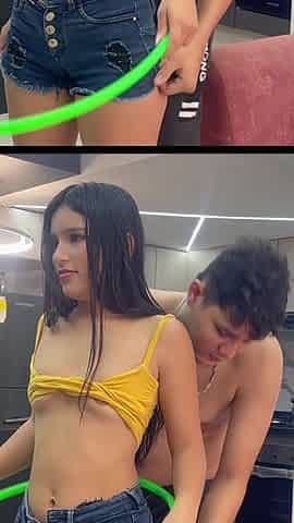 I Teach My Little Stepsister How to Play and End up Fucking Her Hard and Cumming in Her Pussy.