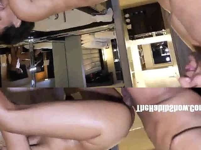 baltimore chick tiny playing with that cunt hot toy freak