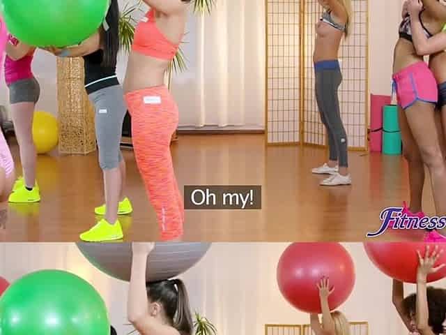 Large bazookas black lesbos feeling concupiscent in the gym - Fitness Rooms