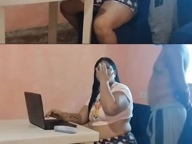 Stepfather seduces his shy stepdaughter until he fucks her pussy until he fills her with semen