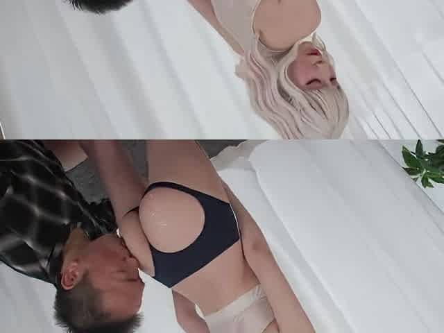 Cosplayer's Booty Pushes Against Camera Guys x1x947EFA5D8C9B2CBD57