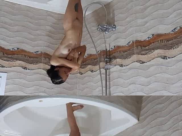 I offered to wash her back, and that babe thanked me with orgasms(Sex in the jacuzzi) - Lesbo_illusion