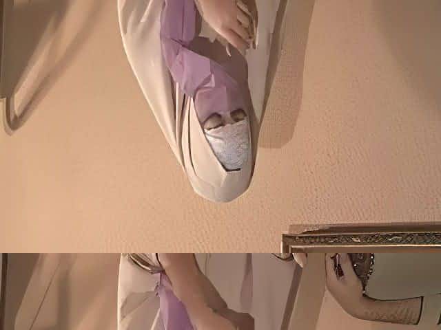 Hijabi Muslimah sucks sperm out of Huge 10 inch Western Cock