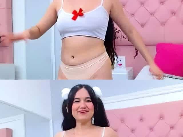 Big boob brunette masturbates on webcam