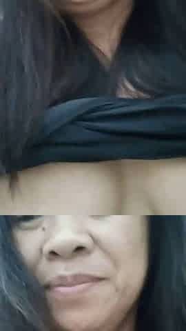 Filipina mature show pussy and boobs