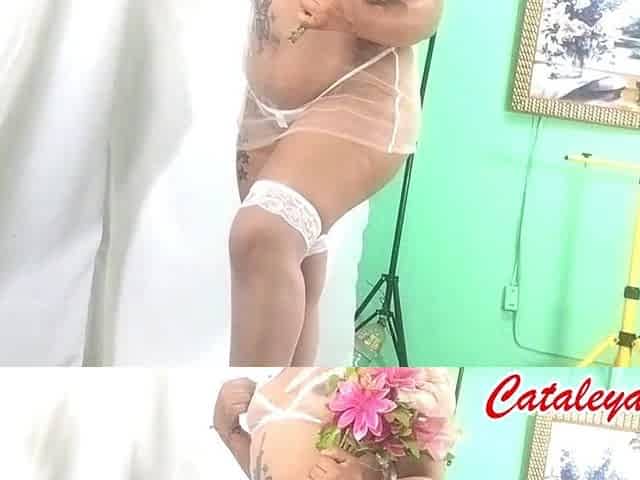 Large butt model in white underware positions and sucks photographer's knob (one more angle of production)