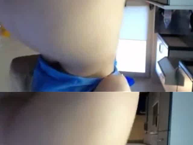 Sexydea Playing on Live Webcam