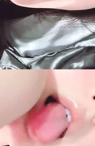 Amateur Blonde Teen Plays Solo with Toy Webcam Porn