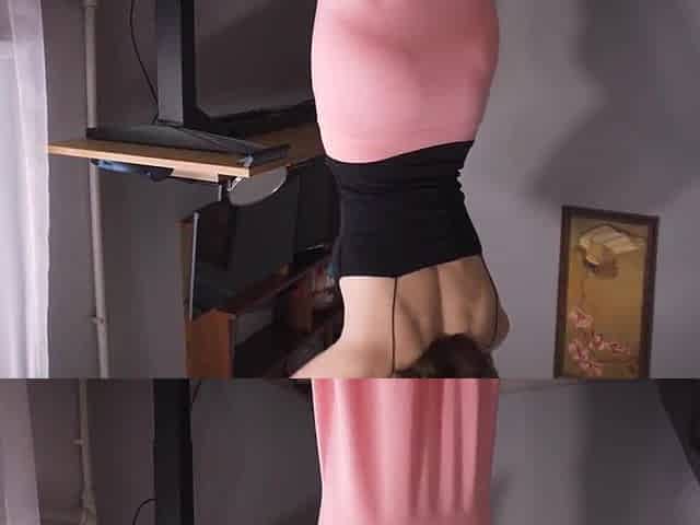 Sexy mother I'd like to fuck In Constricted Petticoat Showing Off Watch Throughout Panty Line VPL