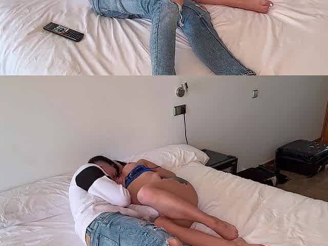 Amateur pair having sex in the hotel
