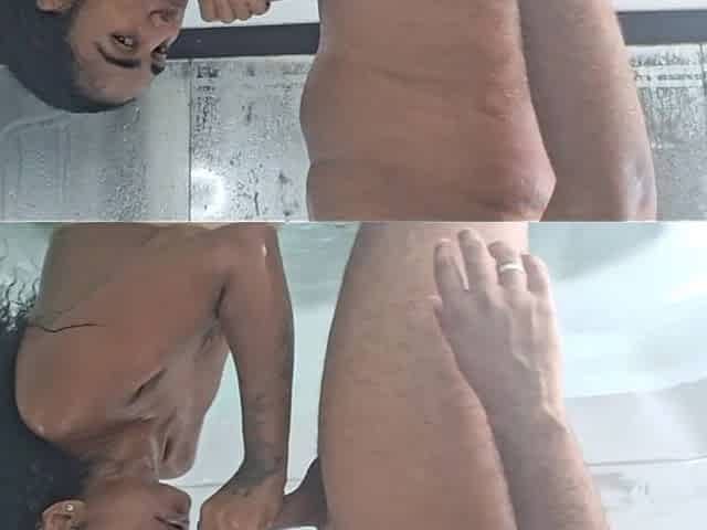 Hot Girl Getting Cumshot in the Hot Tub