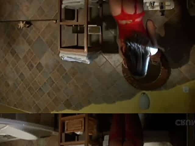 two sex lesbiens banging the jacuzzy
