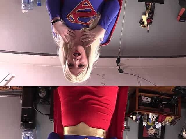 Blonde Supergirls Blowjobs