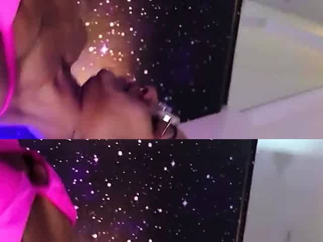 FUCKING NAUGHTY'S FEET AND CUMMING ON HER FEET (NIARA