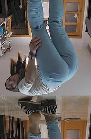 Slippers Zapatillas Modeling and Squirting Spanish
