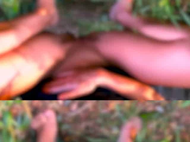 Sweetheart took off her pants and pee in public Park - close up 4K