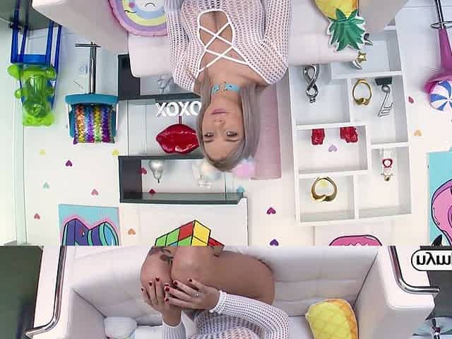 NYMPHO Big bust 18-years-old Gabbie Carter gets a creampie