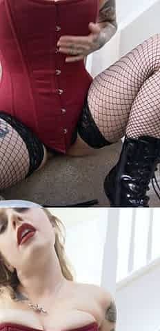 Chubby blonde brianna solo masturbation