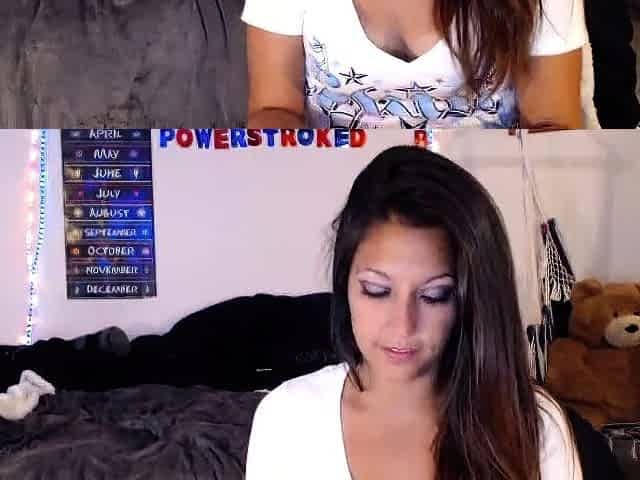 babe brunette 95 flashing pussy on live webcam