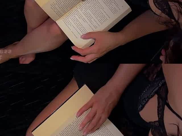Large butt brunette hair masturbates with a sex toy after reading a book