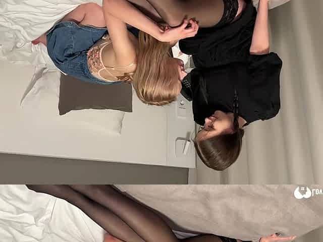 Two beauties get a big raging donger
