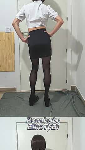 Femboy secretary in lustful nylons and heels lets her boss screw her 05-06-2025