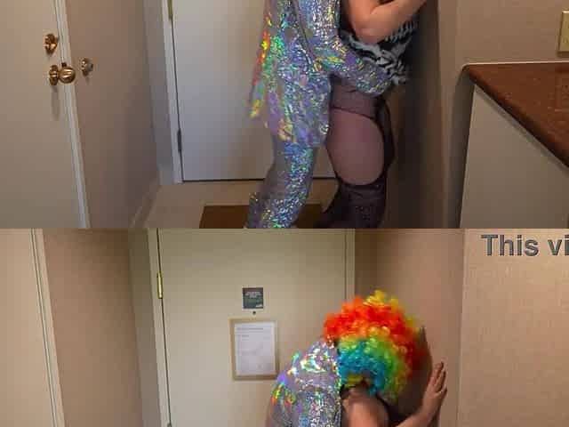 White Thot Likes Ebony Shlong & Bettter Than Ebony Weenie This babe Likes Gibby The Clown