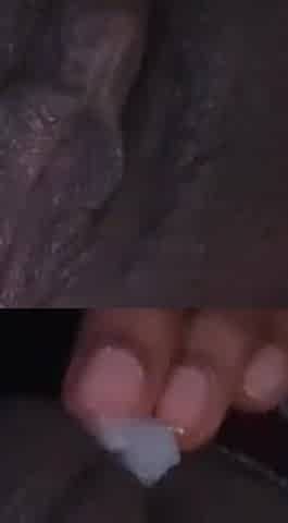 come see the oil leak down my gorgeous vagina ????