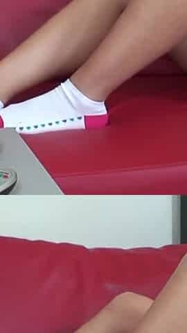 I hunt my cunt - Young Slovakian student Susan rubs her pussy after class