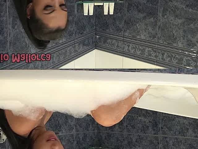 HOT BRUNETTE RIDING MY DICK ON THE JACUZZI (Antonio Mallorca)