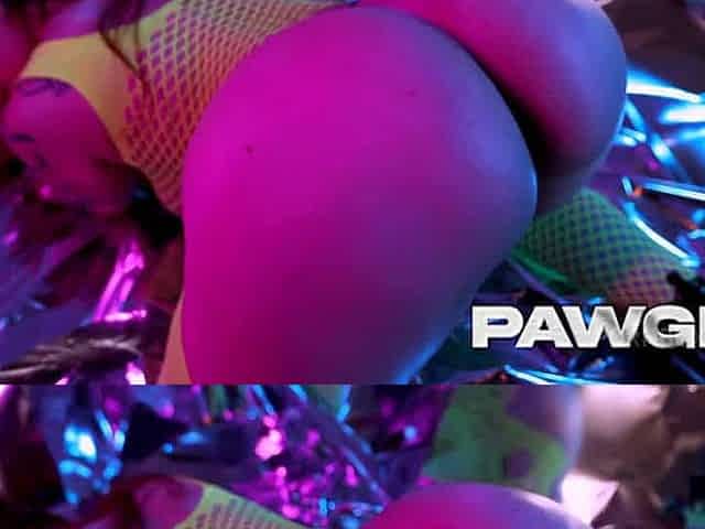 Pawg redhead