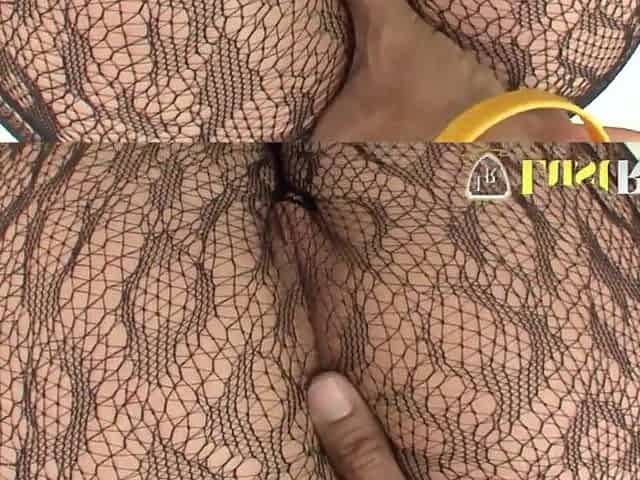 Large ass hottie supplicates for schlong in her butt