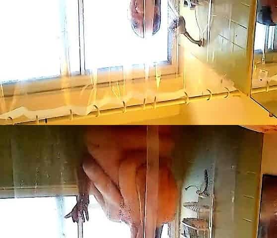 BBW SHOWERING