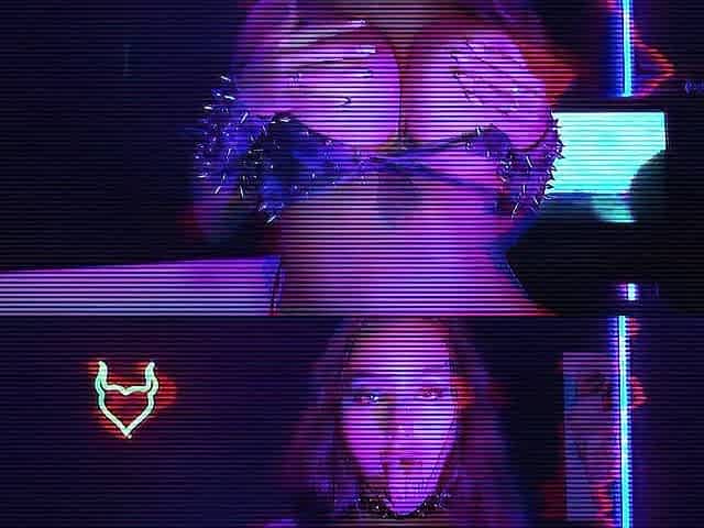 Emo Beauty - Sisi Rose - Squirt - Ass drilling - FaceFuck - TEDDY TARANTINO