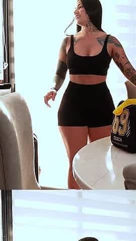 I Lost My Wallet and Had to Pay the Uber with My Huge Ass - Larola & Frednunexx