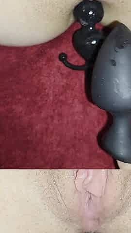 Ana Liz Stuffs Her Hungry Asshole and Stretches Her Tight Pussy with Her Fingers and Cums One After the Other.