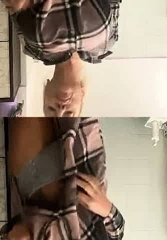 Blonde Nice Big Boobs Masturbating