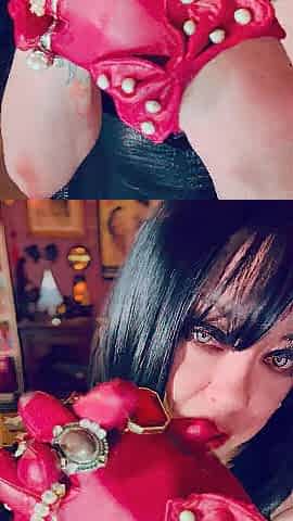 Red Leather Gloves & Rings! Smokin' Tart Tina Snua Smokes A Cigarette & Shows Off Her Gloves - Smoker